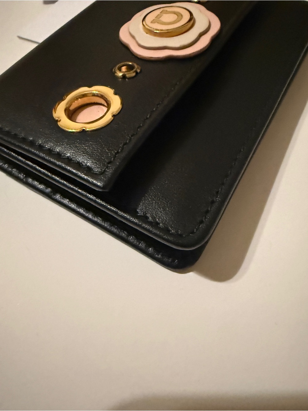 Salvatore Ferragamo Gancini Flower Card Holder Keychain Black, never used - Picture 9 of 11